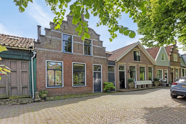 Voorhaven 1 in Edam foto