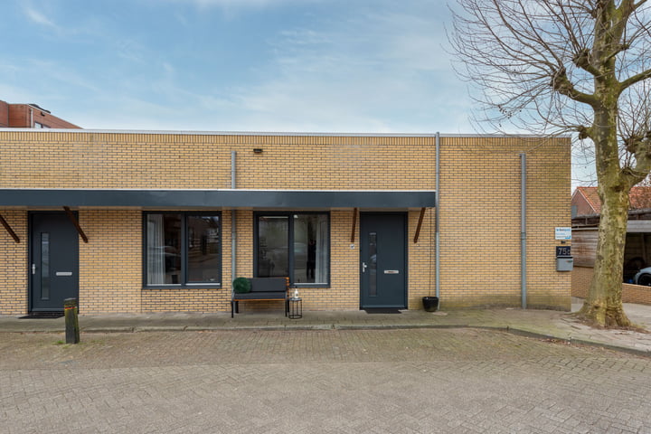 Voorheuvel 75E in Zeist foto
