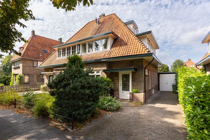 Voormeulenweg 67 in Bussum foto
