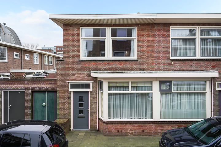Voornsestraat 2 in 's-Gravenhage foto