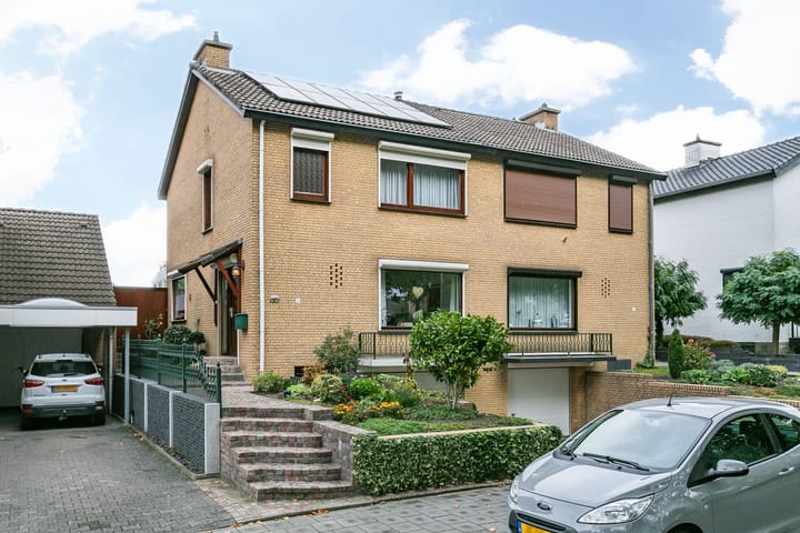 Voorste Bosweg 15 in Schinveld