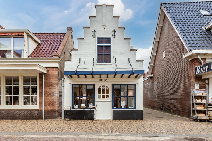 Voorstraat 130 in Egmond aan Zee foto