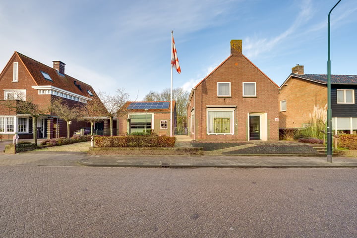 Voorstraat 30 in Almkerk foto
