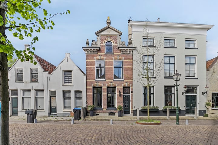 Voorstraat 7 in Middelharnis foto