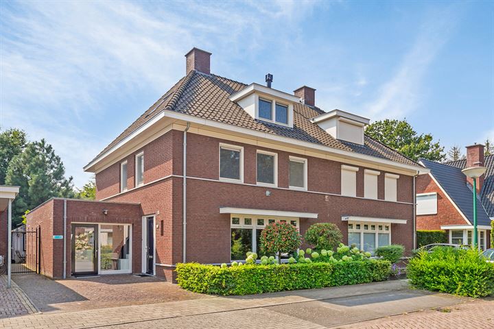 Voorthof 23 in Riethoven foto