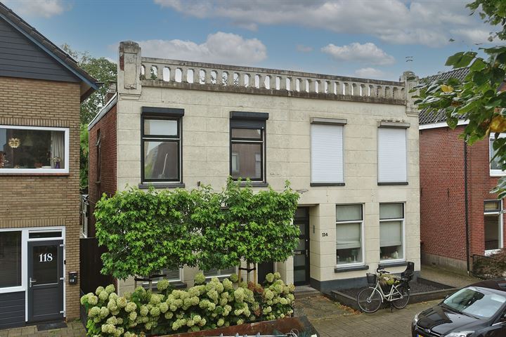Voortsweg 116 in Enschede foto
