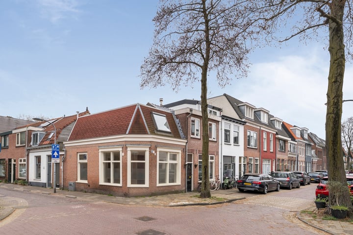 Voorzorgstraat 64A in Haarlem foto