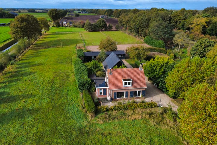 Vossebelt 4 in Dalen foto