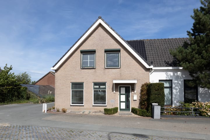 Vredebestlaan 2 in Poeldijk foto