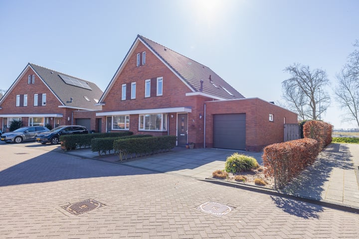 Vredelaan 15 in Hillegom foto