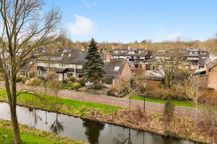 Vredenoord 49 in Heiloo foto