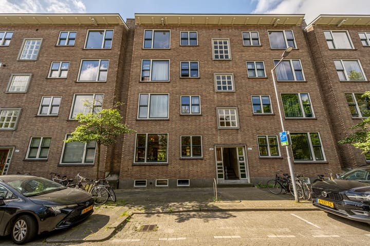 Vredenoordlaan 54A in Rotterdam foto