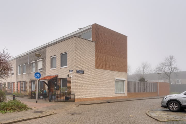 Vrijheidsplantsoen 29 in Purmerend foto
