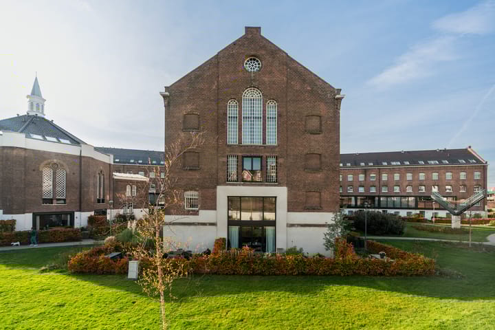 Vrouwe Justitiahof 87B in Rotterdam foto