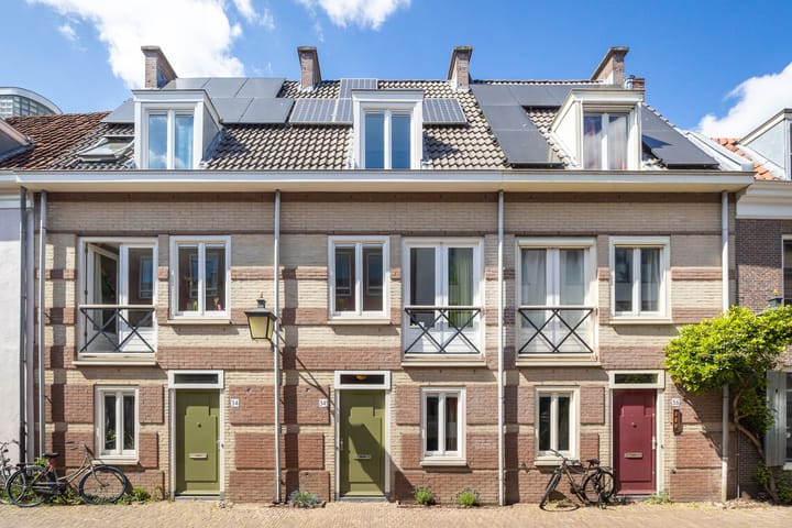 Vrouwjuttenstraat 34A in Utrecht foto
