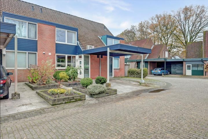 Vuchtelanden 27 in Enschede