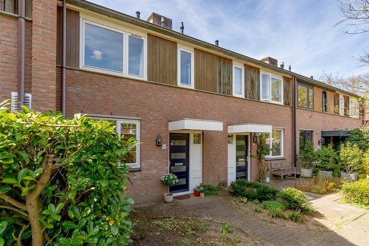 Vughterhage 55 in Vught