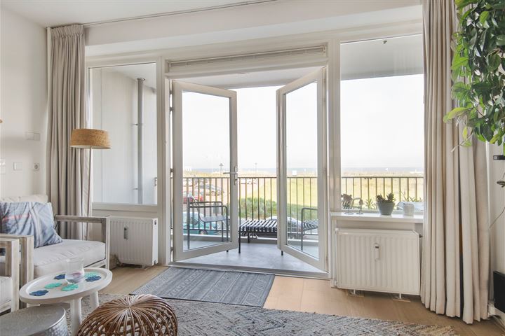 Vuurtorenplein 60 in Noordwijk foto