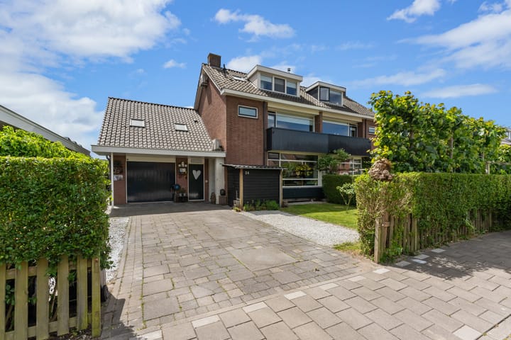 W.B. van der Veldenstraat 24 in Alblasserdam foto