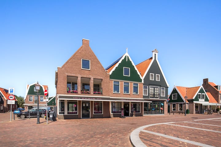 W J Tuijnstraat 7 in Volendam