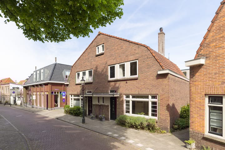 Waagplein 6 in Weesp foto