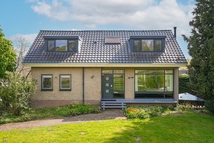 Waalbandijk 53 in Boven-Leeuwen foto