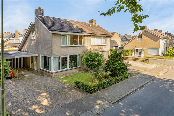 Waalkant 29 in Ochten foto