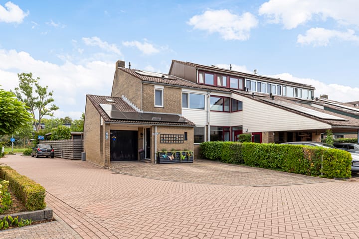 Waaloord 61 in Woerden foto