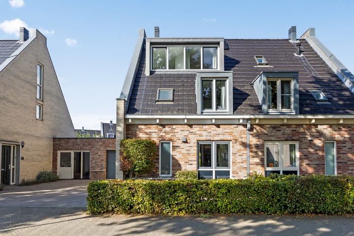 Waalsteen 7 in Houten