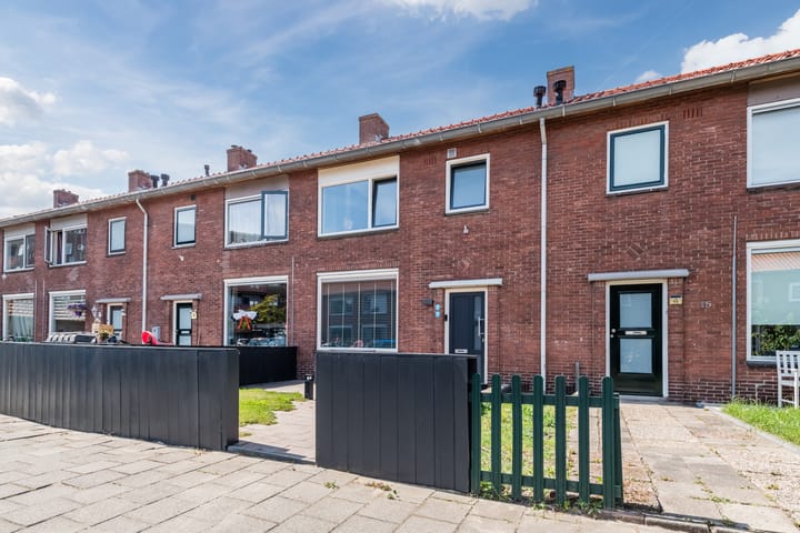 Foto van woning Waalstraat 13, IJmuiden