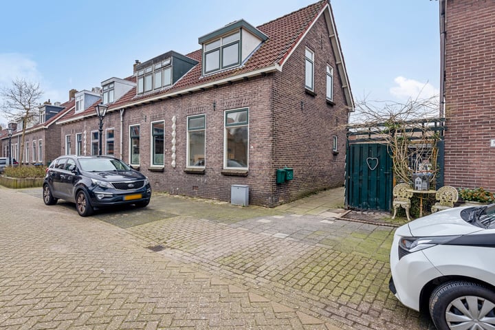 Waalstraat 2f in Krimpen aan den IJssel foto