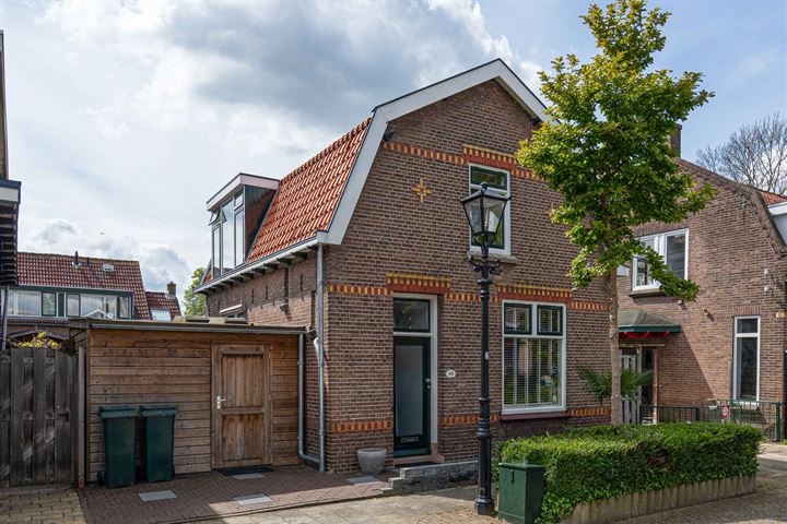 Waalstraat 48 in Krimpen aan den IJssel foto