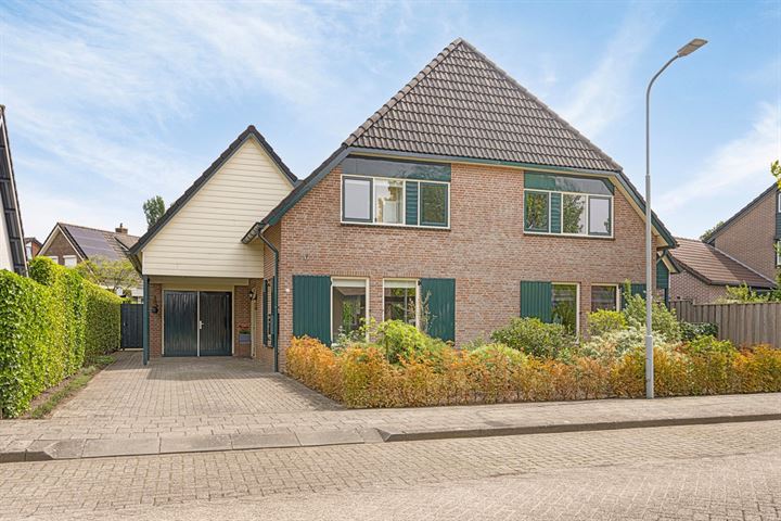 Waarleskamp 21 in Hengelo (Gld) foto