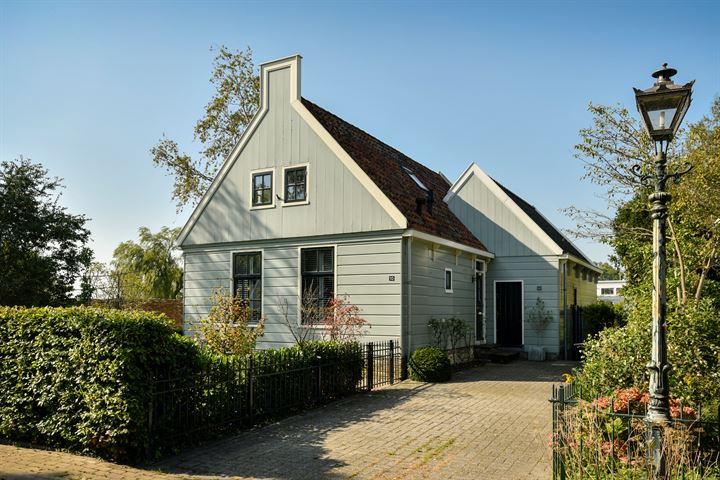 Wagengouw 10 in Broek in Waterland foto