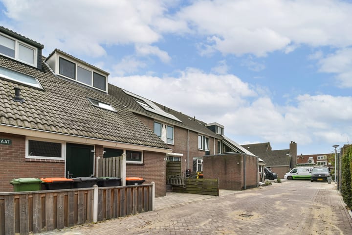 Wakerstraat 53 in Oostzaan foto