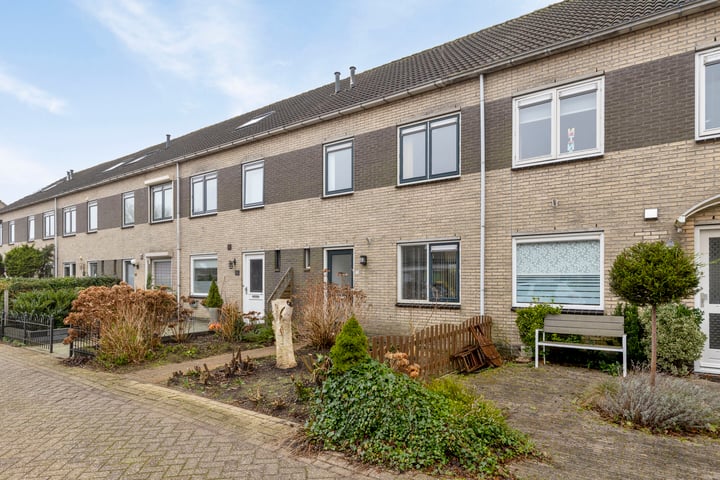 Walakker 73 in Purmerend foto
