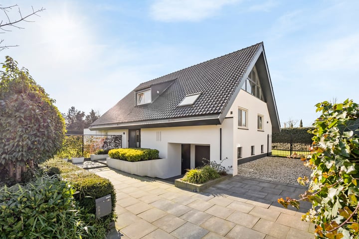 Walbreukergraaf 51 in Roermond foto