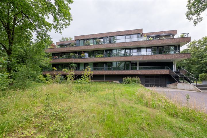 Waldenlaan 52 in Bussum foto