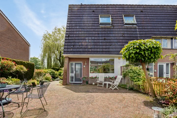 Walhoven 26 in Zevenbergen foto