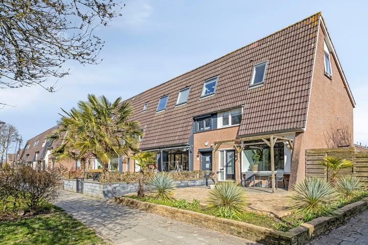 Walhoven 56 in Zevenbergen