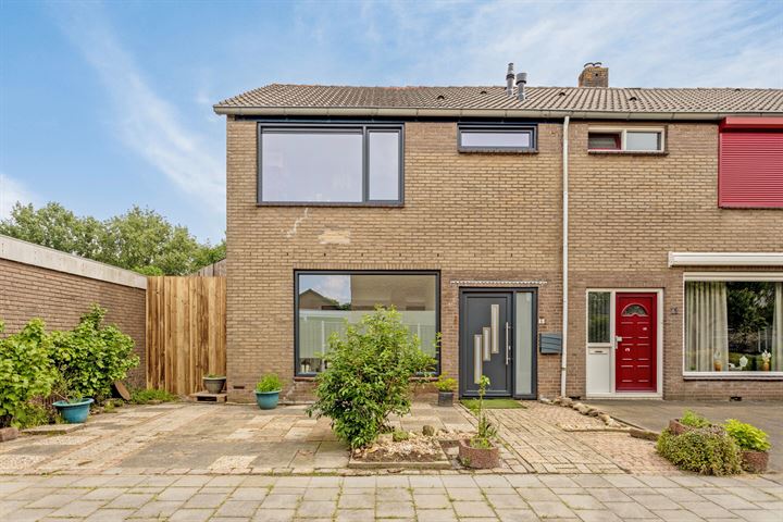 Walnootstraat 9 in Spijkenisse foto