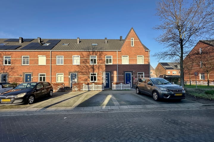 Walsmolen 19 in Waddinxveen foto