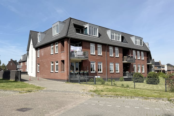 Wapenplaats 92 in Steenbergen foto