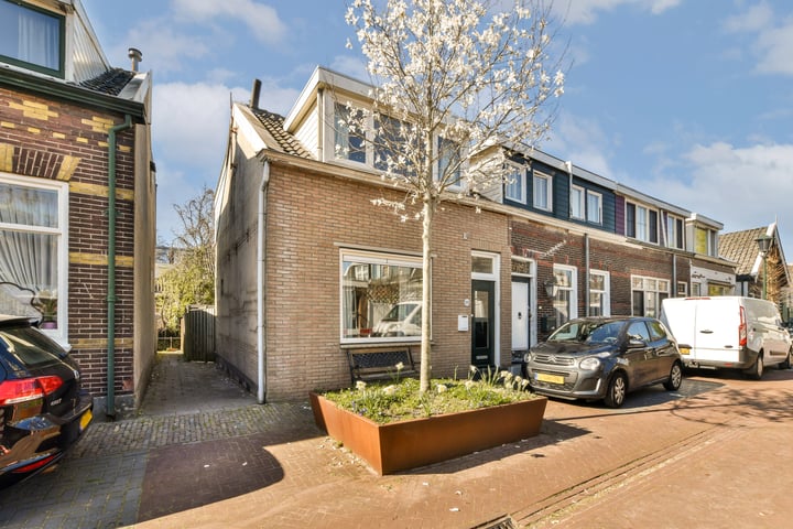 Warmoesstraat 125 in Wormerveer foto