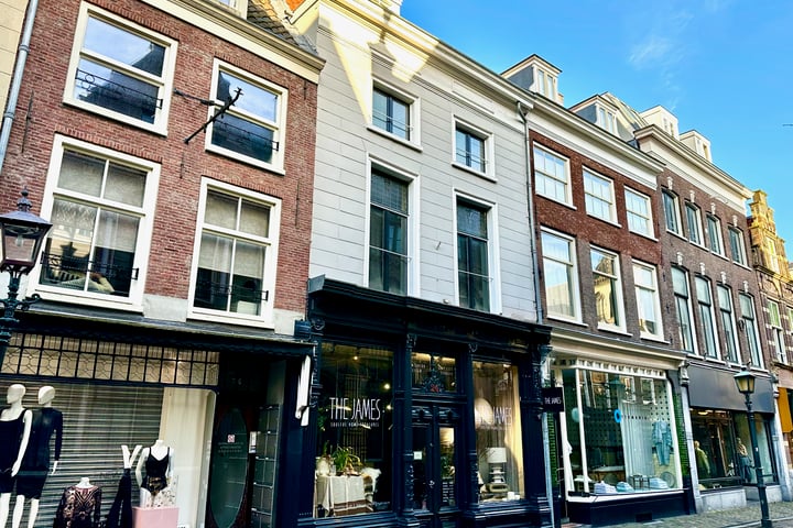 Warmoesstraat 24A in Haarlem