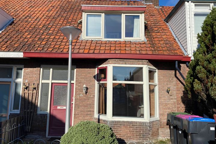 Warmoezenierstraat 1a in Leeuwarden foto