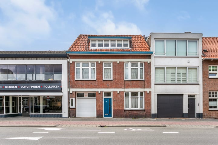 Wassenaarstraat 50 in Bergen op Zoom foto