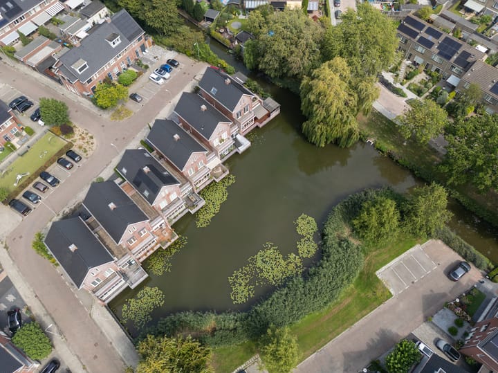 Waterland 57 in Ridderkerk foto
