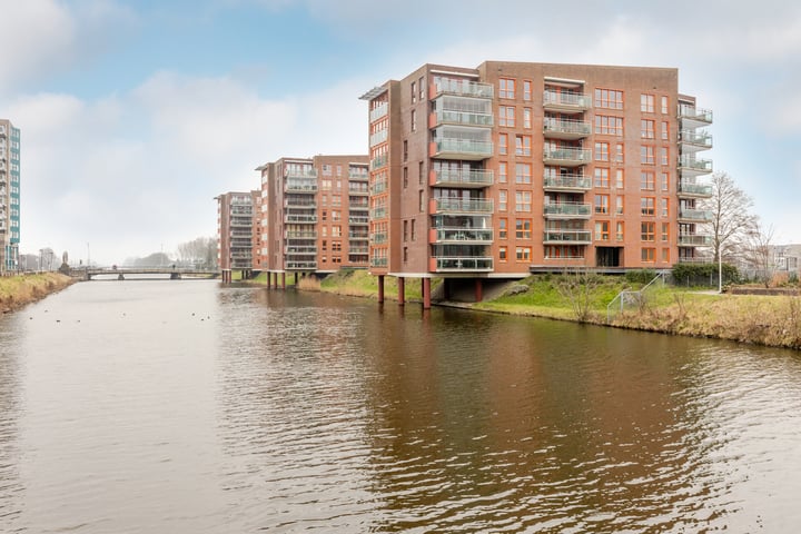 Waterlinze 76 in Hellevoetsluis foto
