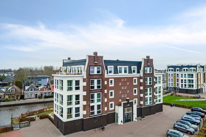 Waterloop 1-104 in Sneek foto